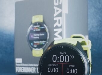 シンクメディアジャーナル：Garmin Forerunner 965とApple Watchを両腕に装着する